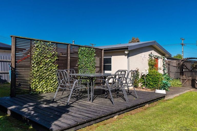 Photo of property in 16 Hughes Street, Waimate, 7924