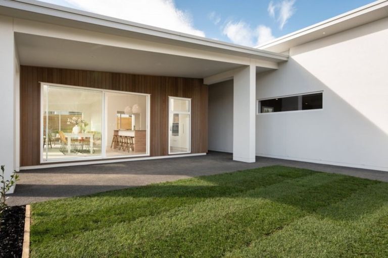 Photo of property in 86 Whakaturou Crescent, Pyes Pa, Tauranga, 3112