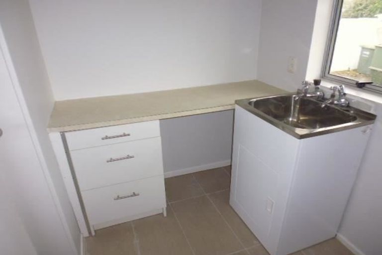 Photo of property in 16 Valentine Street, Papakura, 2110