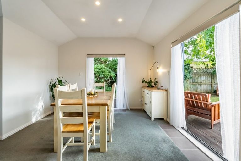 Photo of property in 39 Ebdentown Street, Ebdentown, Upper Hutt, 5018