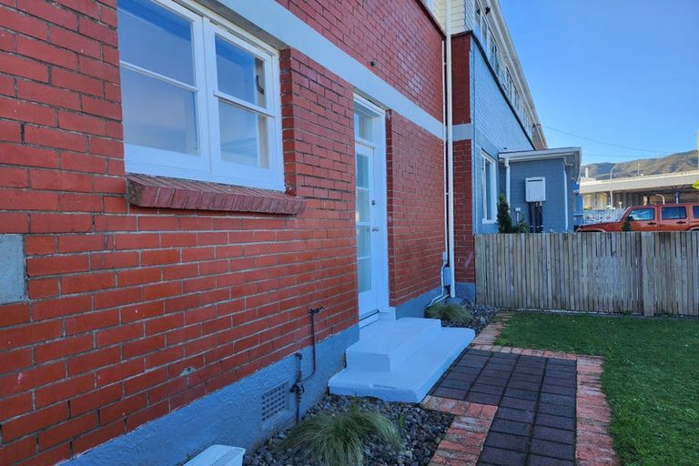 Photo of property in 217 Knights Road, Hutt Central, Lower Hutt, 5011