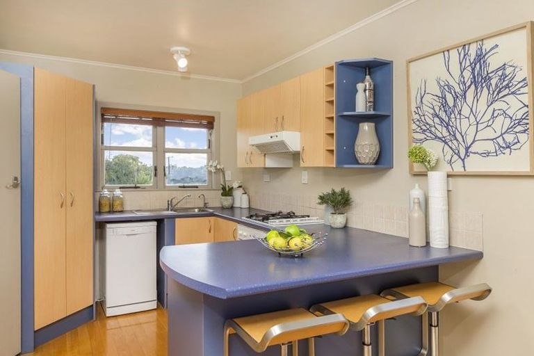 Photo of property in 28 James Street, Bayview, Auckland, 0629