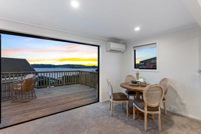 Photo of property in 23 Melandra Road, Stanmore Bay, Whangaparaoa, 0932