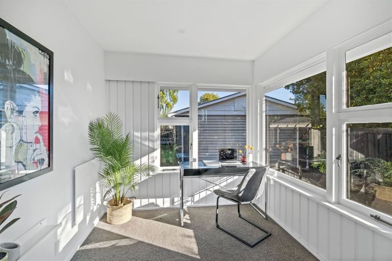 Photo of property in 25 Greenwood Close, Mairehau, Christchurch, 8013