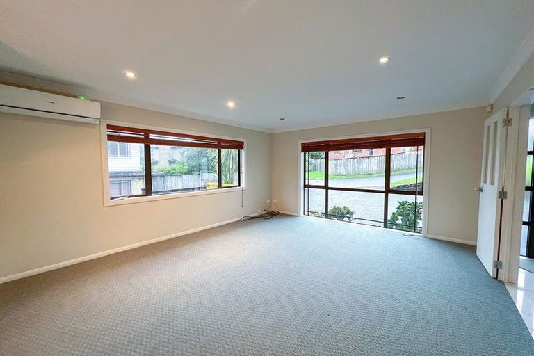 Photo of property in 50a Sapperton Drive, Henderson, Auckland, 0612
