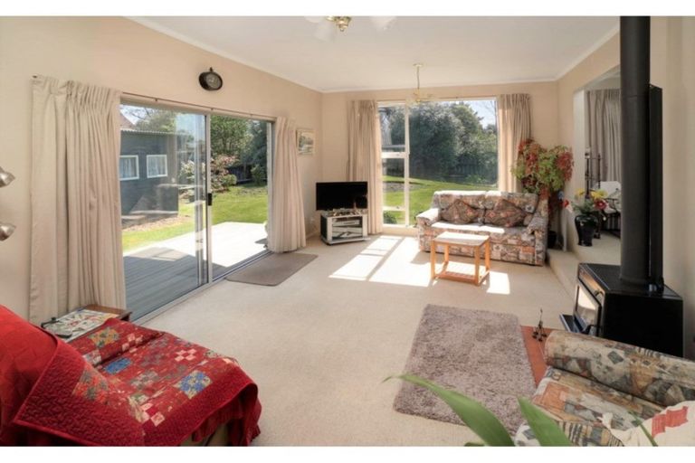 Photo of property in 79 Newnham Street, Rangiora, 7400