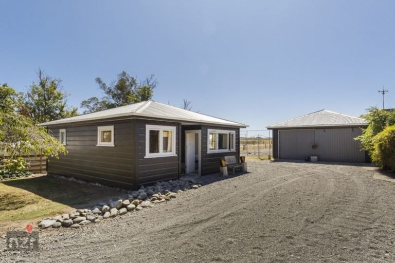 Photo of property in 243 Short Road, Halcombe, Feilding, 4779