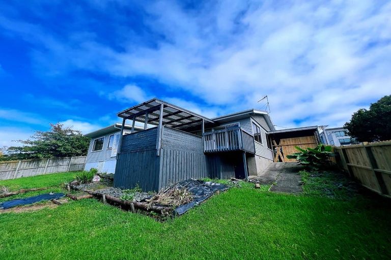 Photo of property in 41 Forrest Hill Road, Milford, Auckland, 0620
