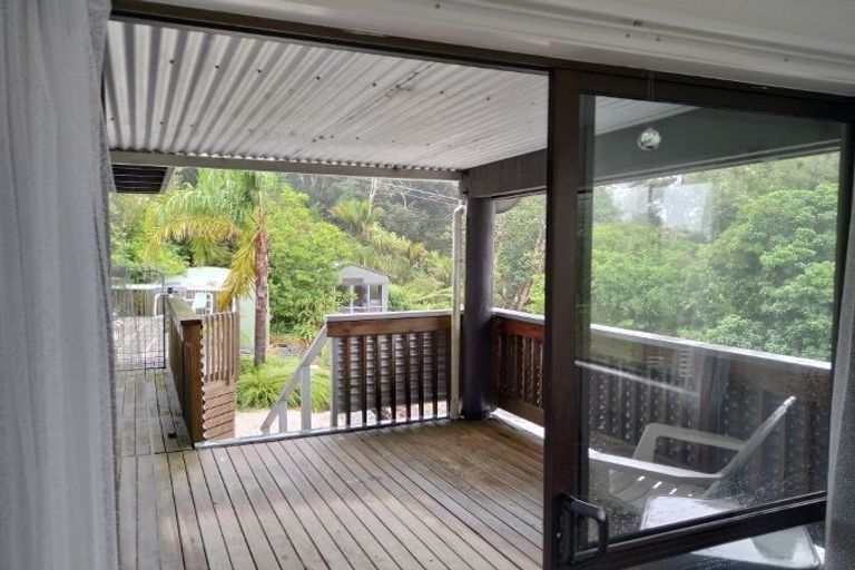 Photo of property in 986 Sandspit Road, Sandspit, Warkworth, 0982