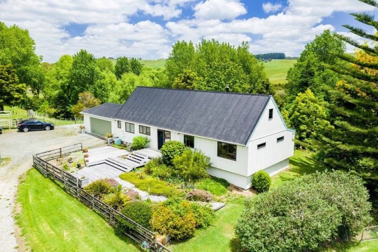 Photo of property in 750 Waiotira Road, Waiotira, 0193