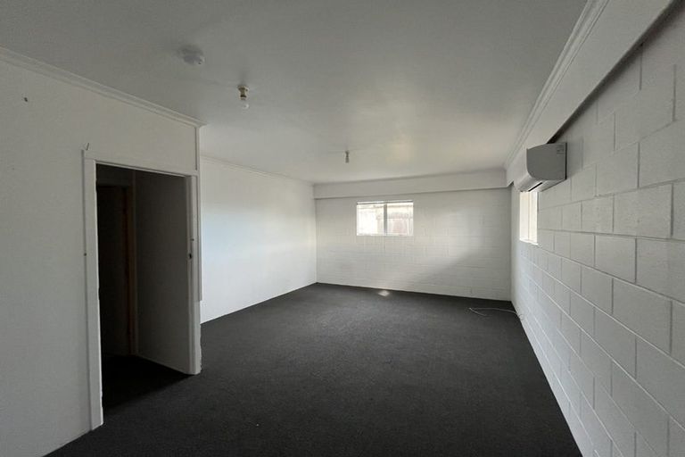 Photo of property in 250a Saint Aubyn, New Plymouth, 4310