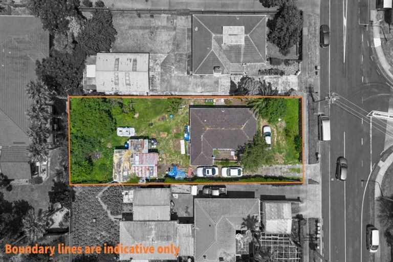 Photo of property in 81 Wallace Road, Mangere Bridge, Auckland, 2022