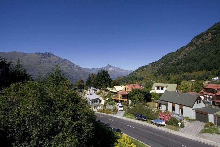 Photo of property in 255b Fernhill Road, Sunshine Bay, Queenstown, 9300