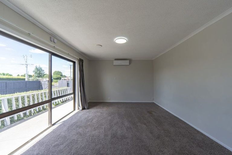 Photo of property in 14 Cotton Street, St Andrews, Hamilton, 3200