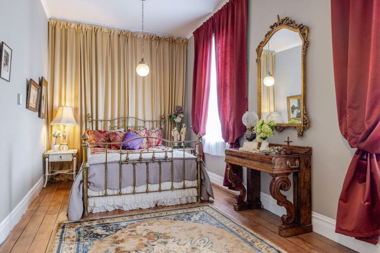 Photo of property in 1 Mclean Street, Woodville, 4920