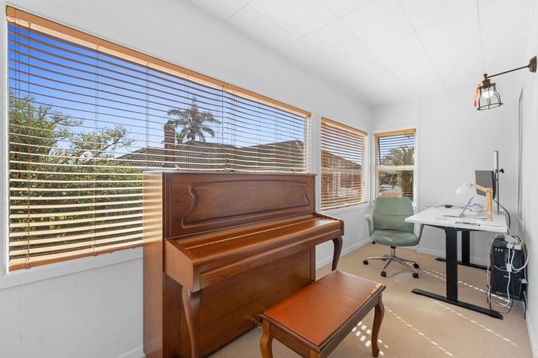 Photo of property in 1/184 Bucklands Beach Road, Bucklands Beach, Auckland, 2012