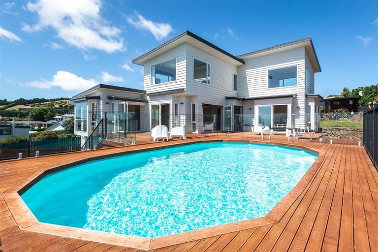 Photo of property in 40 Belleview Terrace, Mount Pleasant, Christchurch, 8081