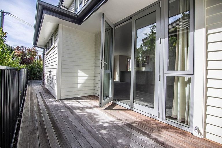 Photo of property in 2/27 Tonbridge Street, Merivale, Christchurch, 8014