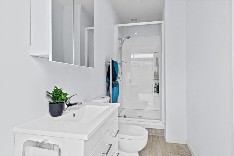 Photo of property in 59 Blue Bell Parade, Omaha, 0986