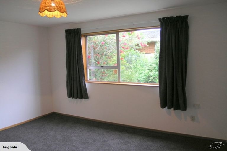 Photo of property in 2/32 Landsdowne Terrace, Cashmere, Christchurch, 8022