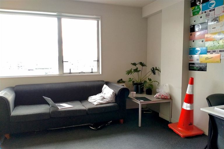 Photo of property in Cube Apartments, 7i/242 Taranaki Street, Mount Cook, Wellington, 6011