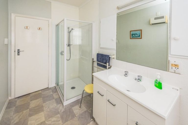 Photo of property in 60 Mount View Road, Bastia Hill, Whanganui, 4500