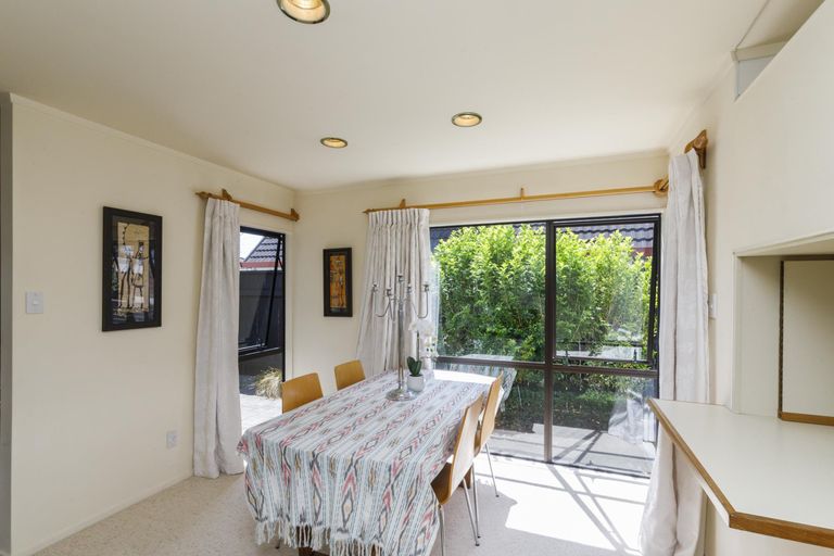 Photo of property in 8a Moerangi Street, West End, Palmerston North, 4410