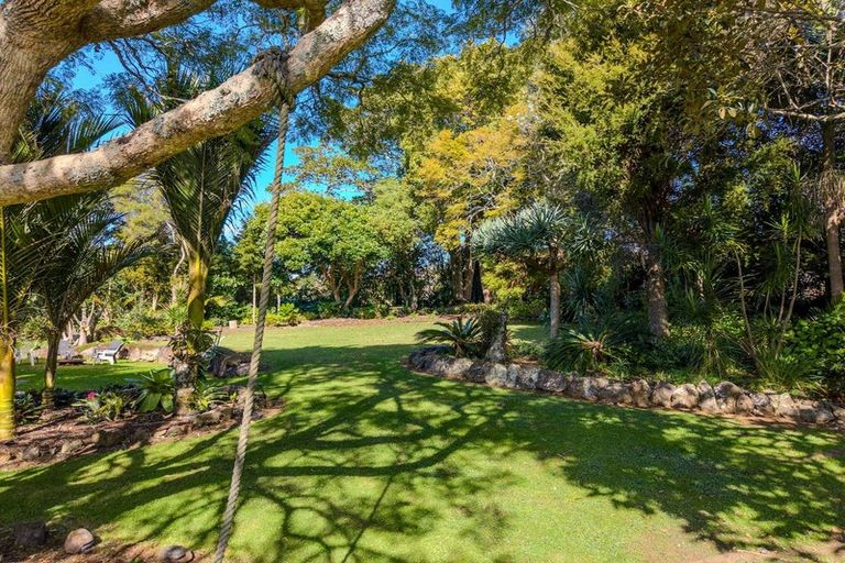 Photo of property in 1666 Springbank Road, Kerikeri, 0293