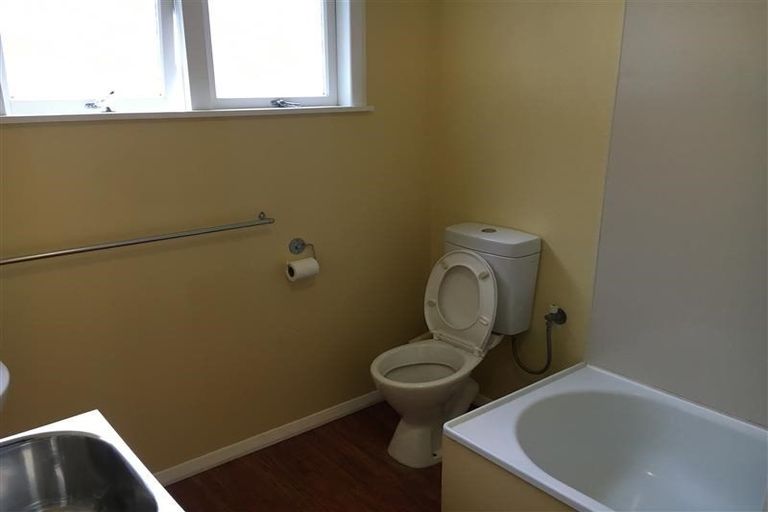 Photo of property in 7/253 Waterloo Road, Hutt Central, Lower Hutt, 5011