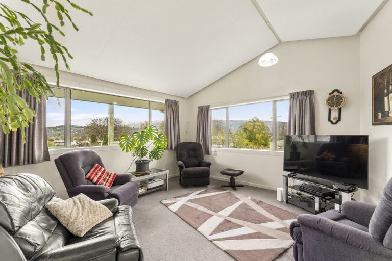 Photo of property in 11 Royal Terrace, Alexandra, 9320