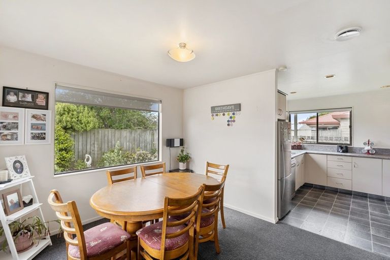 Photo of property in 26b Dixon Avenue, Hawera, 4610