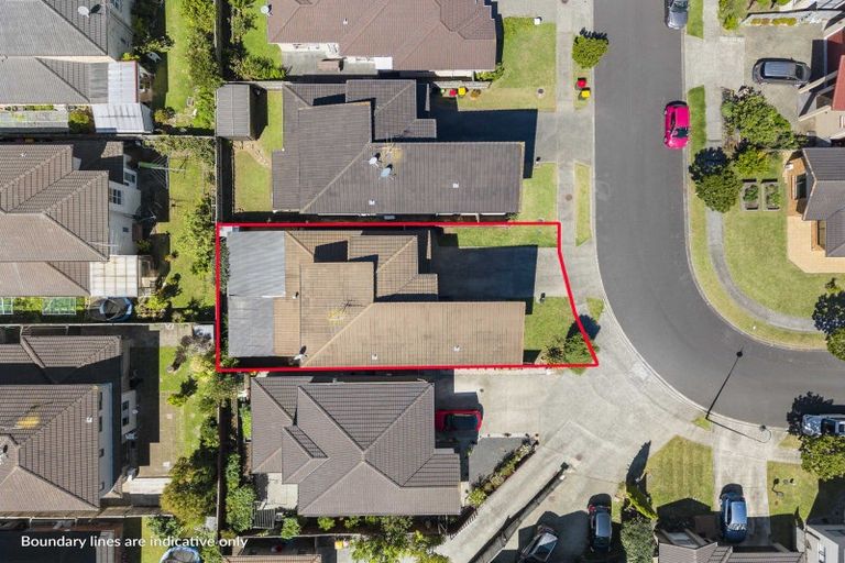 Photo of property in 26 Heidi Crescent, Flat Bush, Auckland, 2016