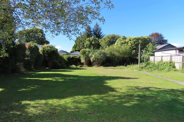 Photo of property in 63 Aorangi Road, Bryndwr, Christchurch, 8053