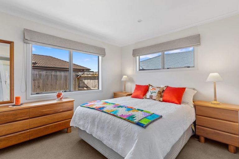 Photo of property in 16 Popata Close, Papamoa Beach, Papamoa, 3118