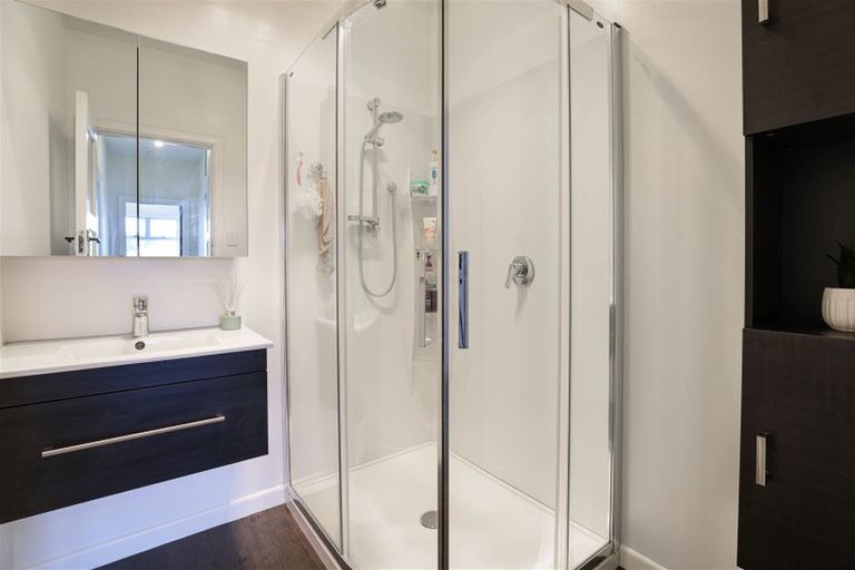 Photo of property in 70 Mcmurdo Street, Tinwald, Ashburton, 7700