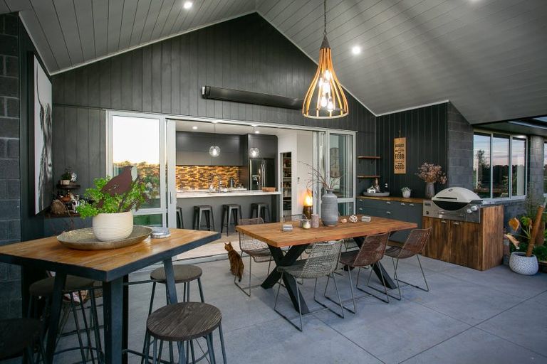 Photo of property in 15 Shadbolt Drive, Leamington, Cambridge, 3432