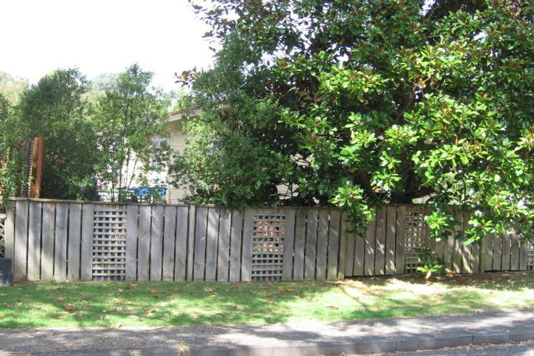 Photo of property in 18 Battenburg Place, Torbay, Auckland, 0630