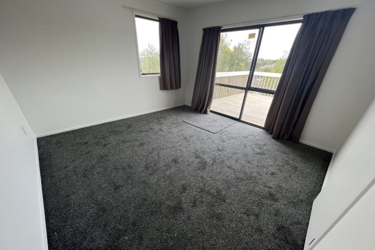 Photo of property in 18 Panzic Place, Glen Eden, Auckland, 0602