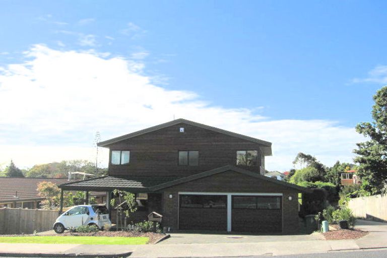 Photo of property in 5 Charles Dickens Drive, Mellons Bay, Auckland, 2014