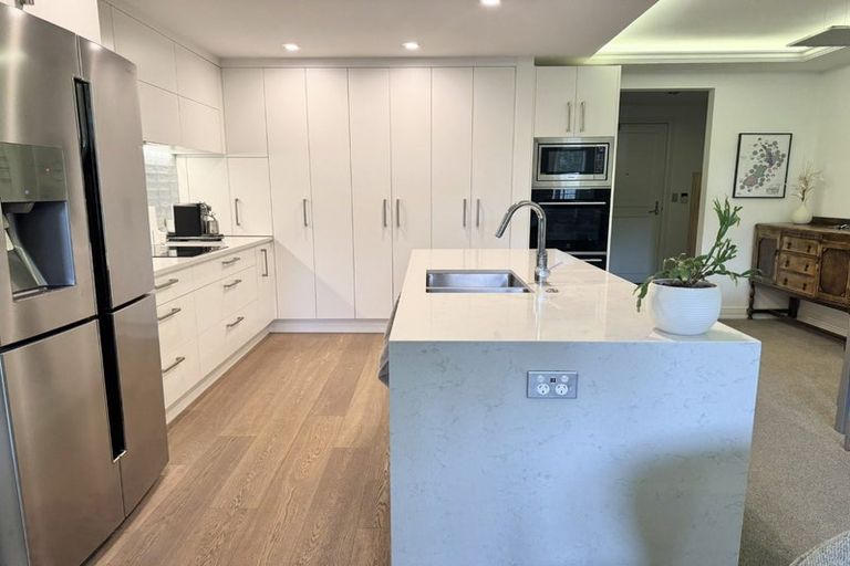 Photo of property in The Georgian, 2/8 Sidmouth Street, Mairangi Bay, Auckland, 0630