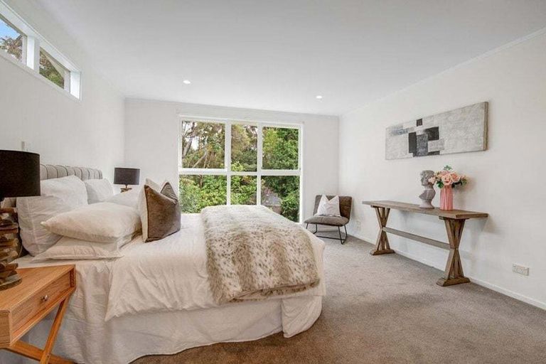 Photo of property in 1/24 Albany Highway, Greenhithe, Auckland, 0632