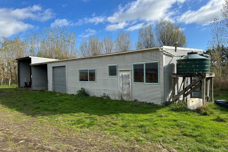 Photo of property in 20 Dakins Road, East Taratahi, Carterton, 5887
