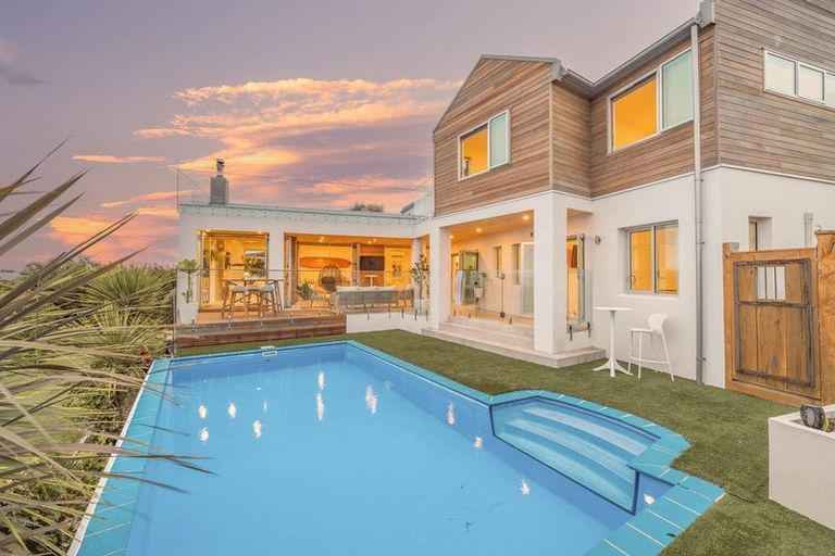 Photo of property in 4 Melleray Place, Redcliffs, Christchurch, 8081