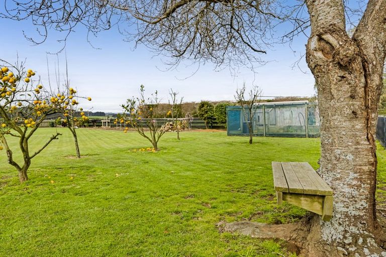 Photo of property in 320 Austin Road, Normanby, Hawera, 4673