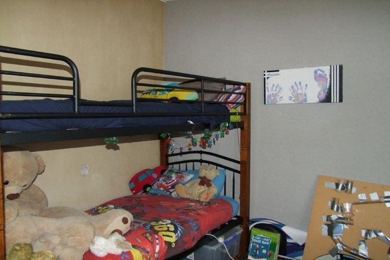 Photo of property in 82 Johnson Street, Milton, 9220