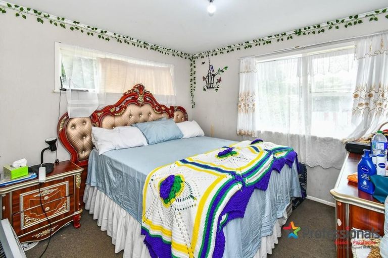 Photo of property in 25 Lachlan Place, Favona, Auckland, 2024