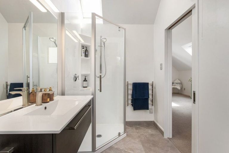 Photo of property in 9a Hamilton Avenue, Ilam, Christchurch, 8041