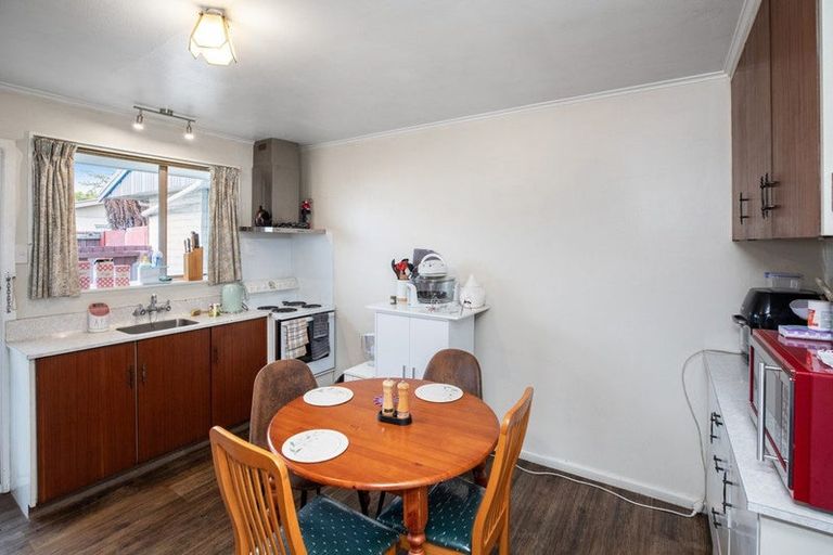Photo of property in 4/71 Hills Road, Edgeware, Christchurch, 8013