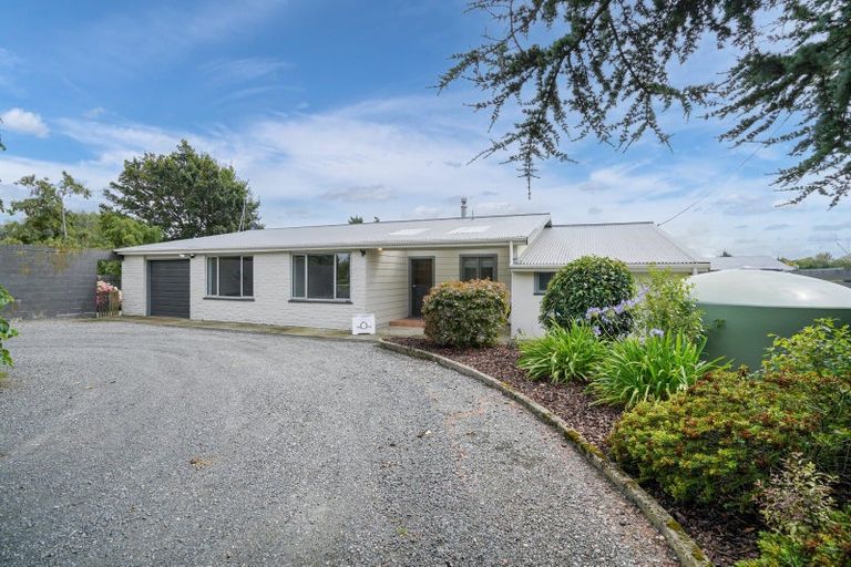 Photo of property in 33 Pomona Road West, Makarewa, Invercargill, 9876