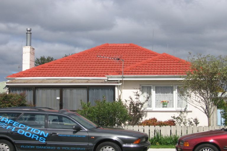 Photo of property in 16 Emmett Street, Greerton, Tauranga, 3112